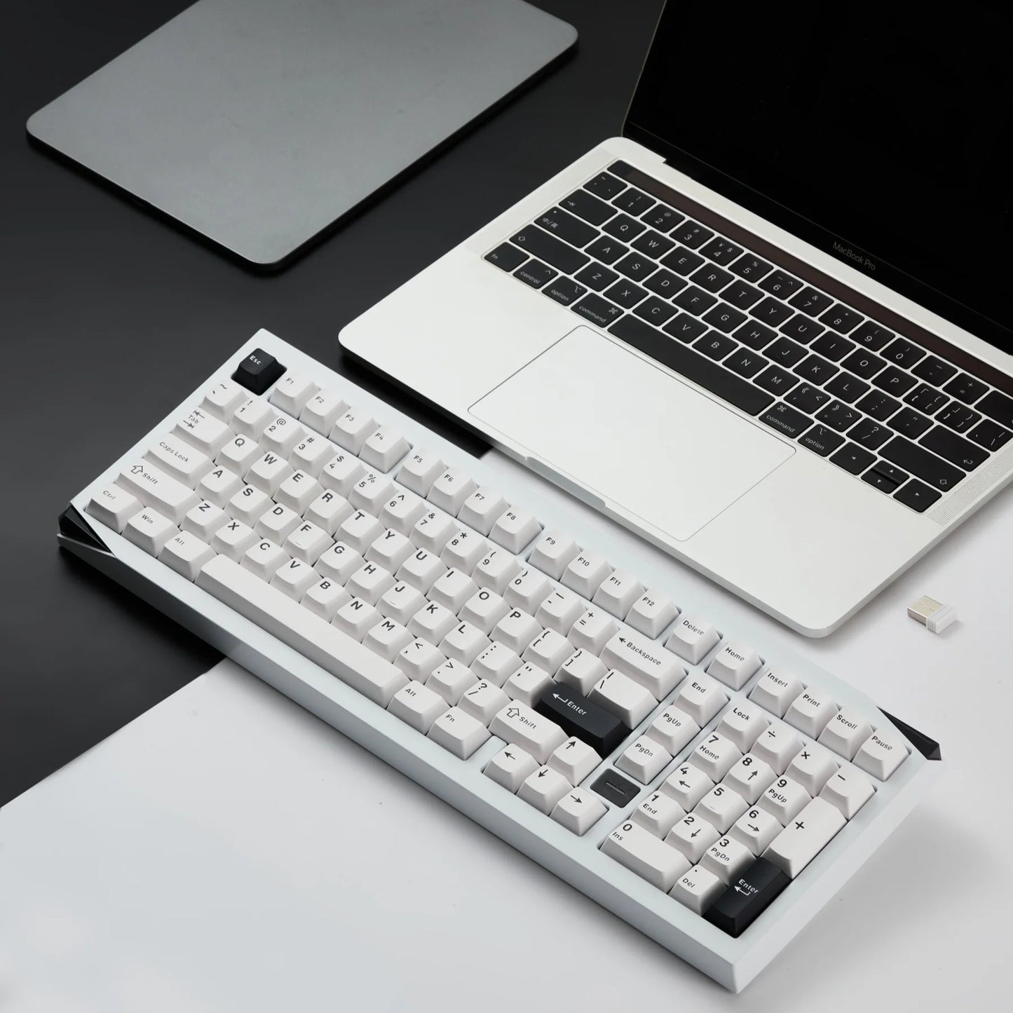 Akko Mineral 02 VIA Mechanical Keyboard/Barebone Kit Aluminum 102 Keys RGB Hot-swappable Tri-mode Wireless Custom Keyboard/Kit