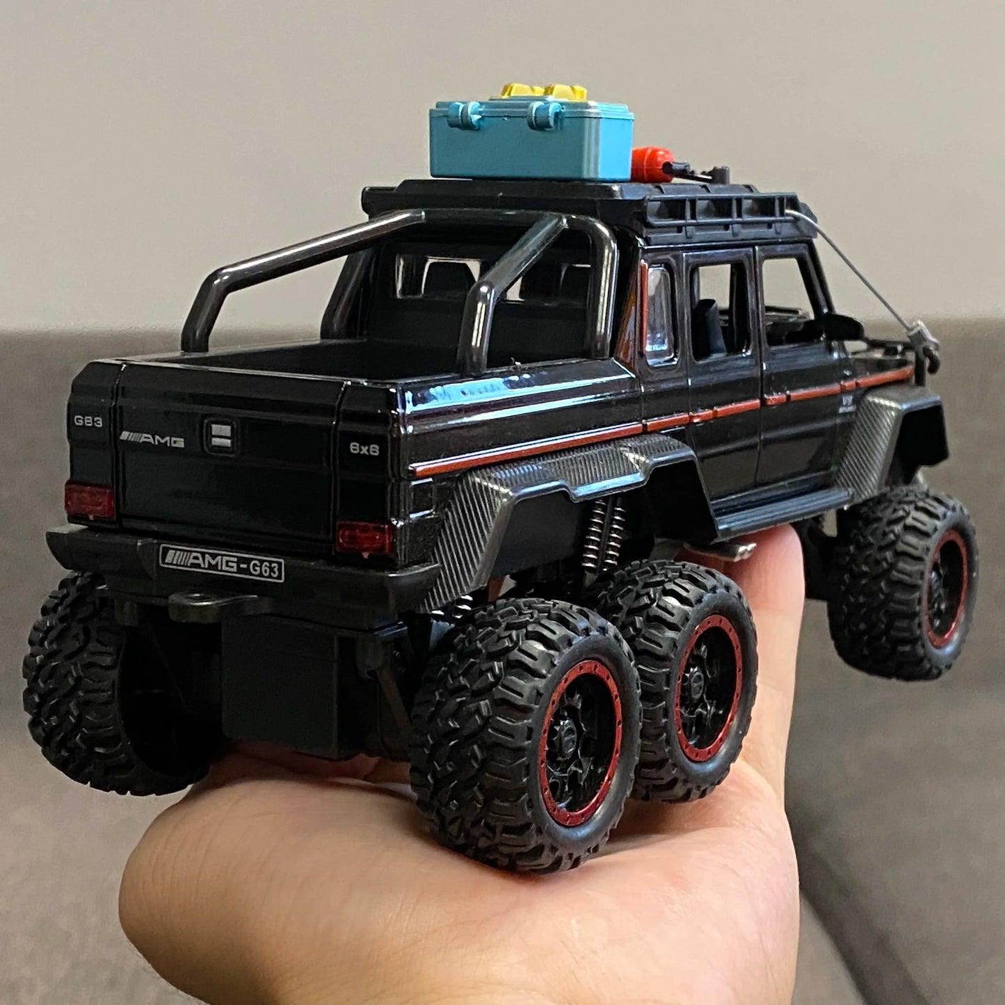 1:24 Benz G63 6*6 Adventure Edition Off Road SUV Alloy Metal Diecast Model Car Indoor Simulation Ornaments Birthday Gifts Friend