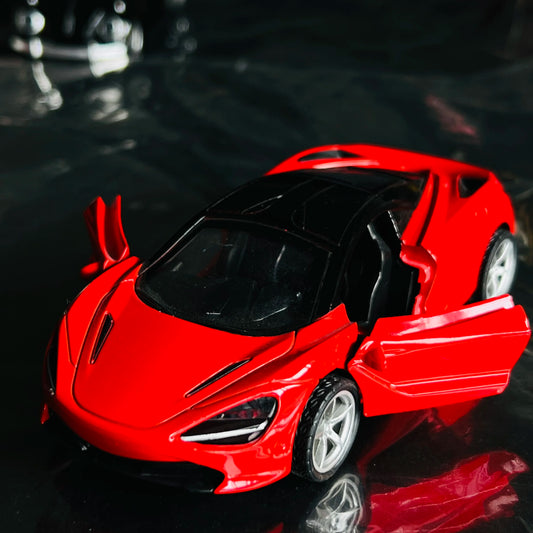 1: 36 Door Alloy Sports Car Model Simulation Return Force CHILDREN'S Toy Car Boy Gift Ornament