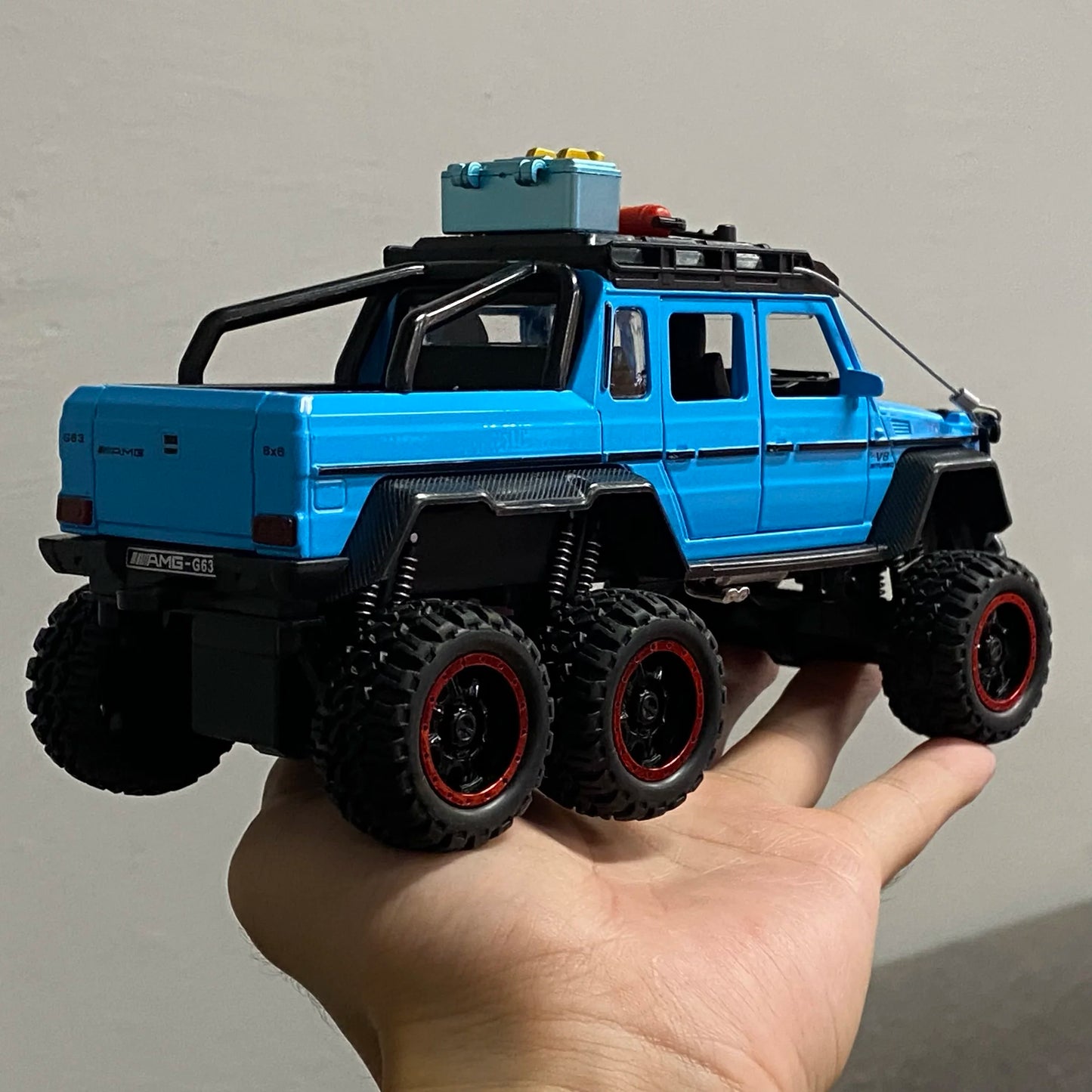 1:24 Benz G63 6*6 Adventure Edition Off Road SUV Alloy Metal Diecast Model Car Indoor Simulation Ornaments Birthday Gifts Friend