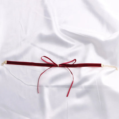 Fashion Sexy Punk Gothic Black Velvet Choker Necklaces Simple Vintage Clavicle Neck Chain Women Girls Party Jewelry Accessories