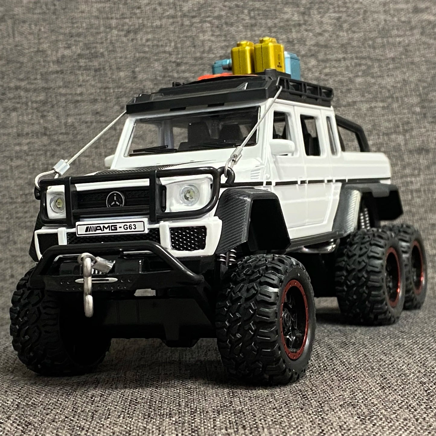 1:24 Benz G63 6*6 Adventure Edition Off Road SUV Alloy Metal Diecast Model Car Indoor Simulation Ornaments Birthday Gifts Friend