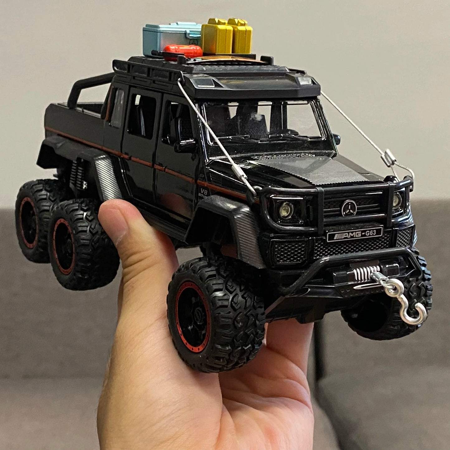 1:24 Benz G63 6*6 Adventure Edition Off Road SUV Alloy Metal Diecast Model Car Indoor Simulation Ornaments Birthday Gifts Friend