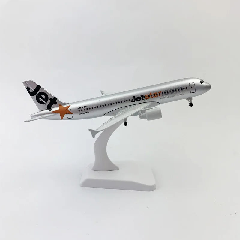 Toy Airport 1:400 Scale Simulation Model 20CM Alloy Metal Aircraft A320 Jetstar Airways with Landing Gear Airplane Model