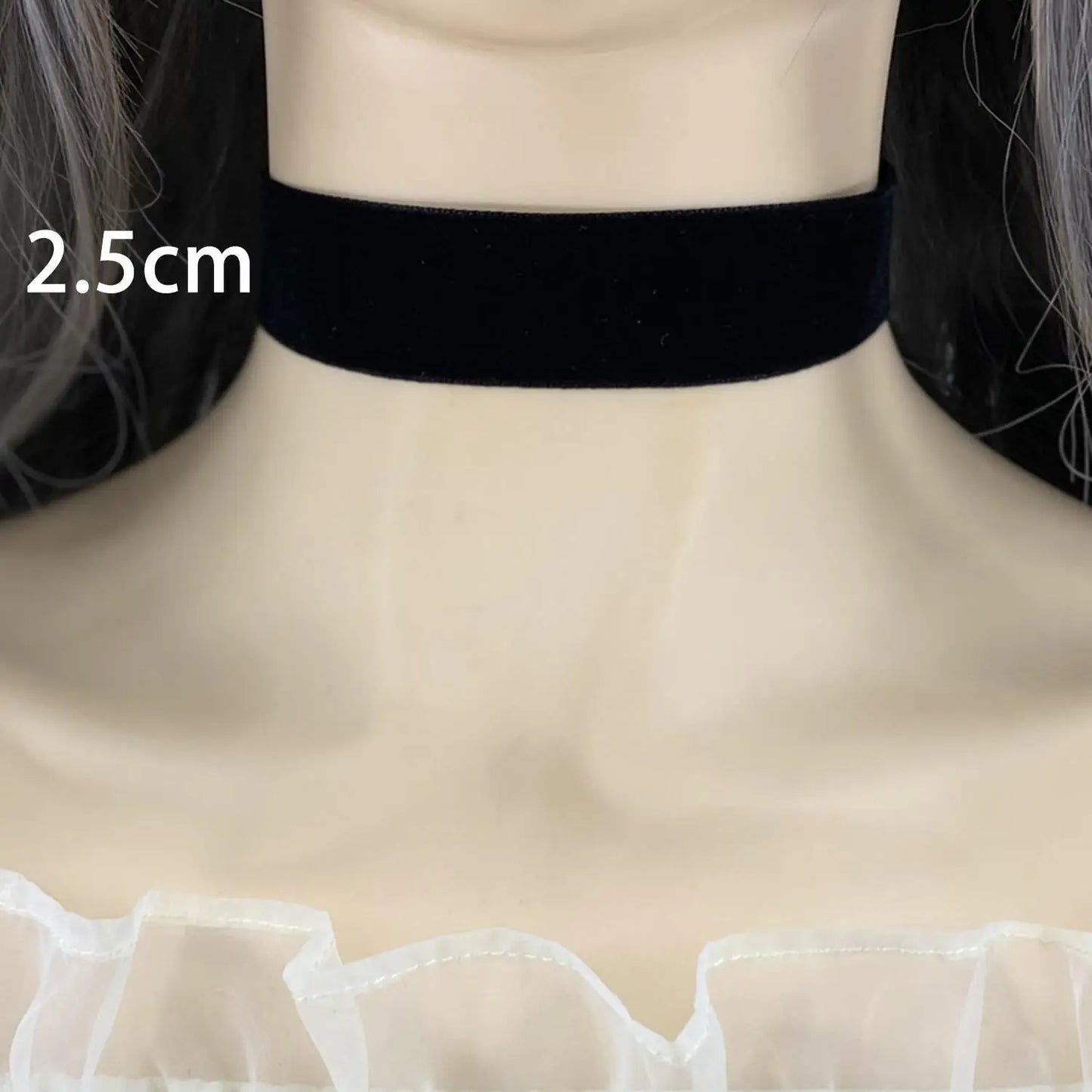 Fashion Sexy Punk Gothic Black Velvet Choker Necklaces Simple Vintage Clavicle Neck Chain Women Girls Party Jewelry Accessories