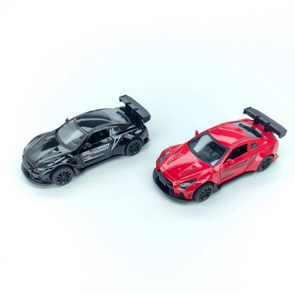 Nissan alloy car model, God of War simulated vehicle model, collection ornament, suitable as a gift for children, toy car