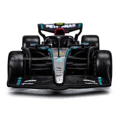 Bburago 1:43 Mercedes-AMG Petronas F1 Team W15 2024 #44 Hamilton #63 George Russell Alloy Car Die Cast Model Toy Collectible