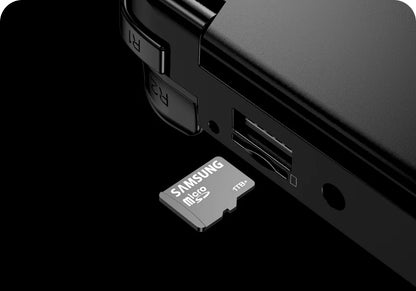 GPD 2025 WIN Mini 16GB 32GB Memory 1TB 2TB SSD Hard Disk AMD Ryzen 8840U HX370 Processor Handheld Gaming Laptop Mini PC Notebook