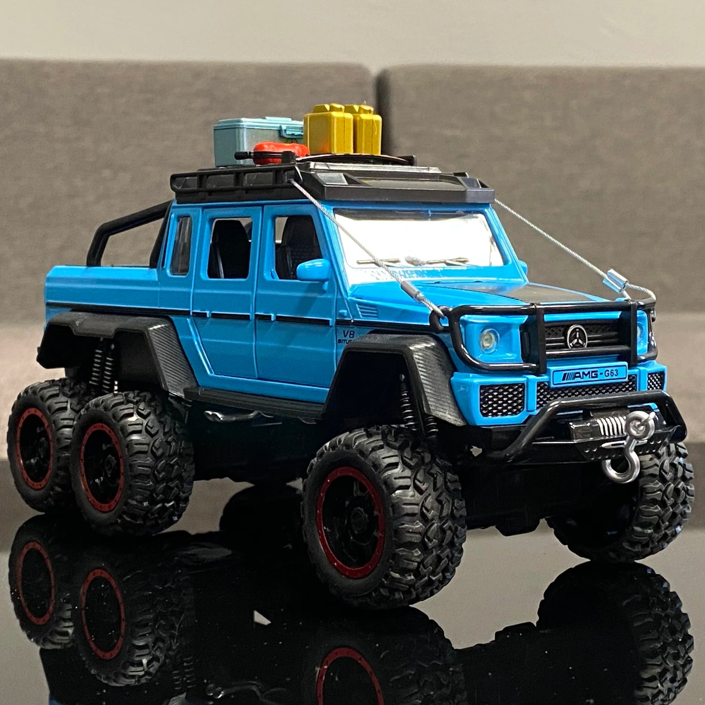 1:24 Benz G63 6*6 Adventure Edition Off Road SUV Alloy Metal Diecast Model Car Indoor Simulation Ornaments Birthday Gifts Friend