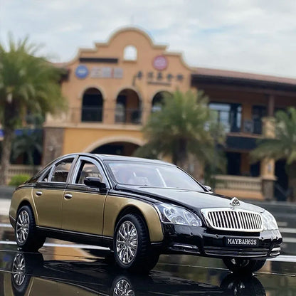 1:24 Maybach 62s S650 Alloy Car Model Diecasts & Toy Vehicles Toy Car Metal Collection Toy Kid Toys for Children Kids Gifts